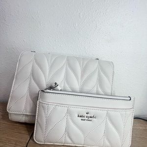 White handbag/crossbody